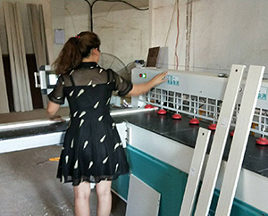 邵陽市大宇衣柜有限公司,邵陽全屋家具定制,邵陽整體衣柜定制,整體櫥柜銷售,書柜書桌設(shè)計,電視柜定制,鞋柜設(shè)計